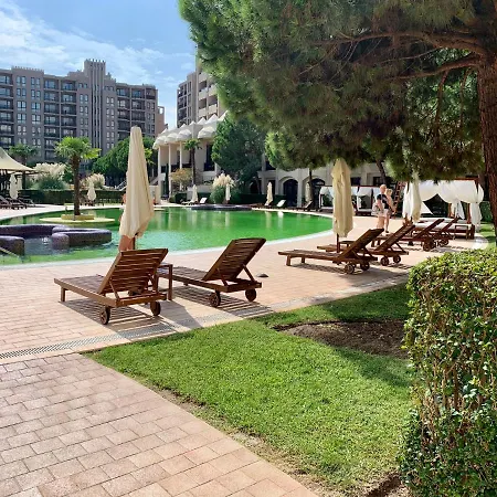 Royal - 5m To Pool, 100m To דירה